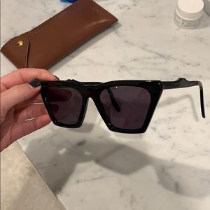 Illesteva Lisbon Sunglasses